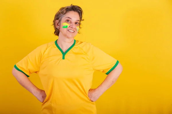 Adult Adult Woman Soccer Fan Brazil Hands Hips Smiling Confident — Stock Photo, Image