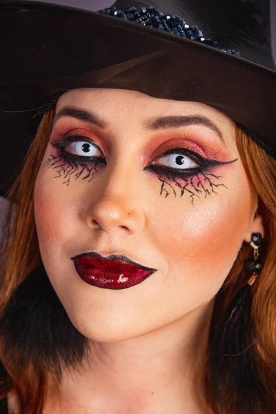Prove Halloween Donna Caucasica Costume Strega Ritratto Ravvicinato Mostrare Trucco — Foto Stock