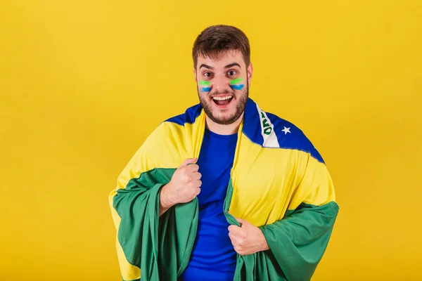 Uomo Caucasico Tifoso Brasiliano Felice Sorridente Estremamente Allegro — Foto Stock
