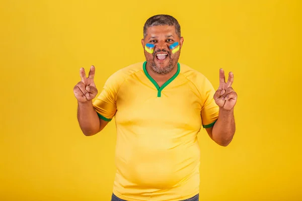 Homem Negro Brasileiro Futebol Brasileiro Paz Amor Divindades — Fotografia de Stock