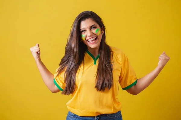 Brazil woman supporter, 2022 world cup, football championship, Vibrating team victory