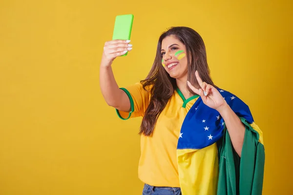 Γυναίκα Υποστηρικτής Της Βραζιλίας Παγκόσμιο Κύπελλο 2022 Πρωτάθλημα Ποδοσφαίρου Λήψη — Φωτογραφία Αρχείου