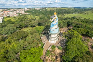 Salto, So Paulo / Brazil - Şubat 2023: Salto 'nun Havadan görünüşü, Patroniçe Anıtı