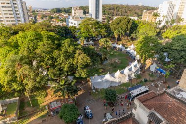 Ribeiro Preto, So Paulo / Brazil - Ağustos 2022: Ribeiro Preto kitap fuarı, festival, 15. meydanda, Ribeiro Pedro II 'nin yanında, So Paulo eyaleti Ribeiro Preto' da düzenlendi..