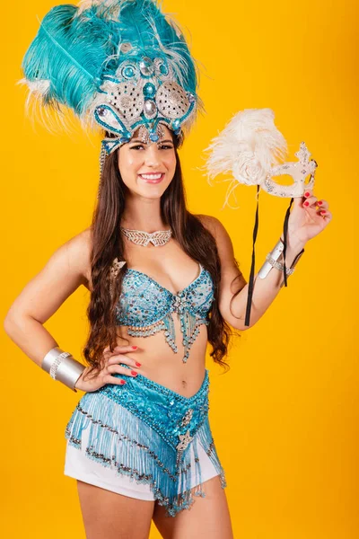 Donna Brasiliana Che Indossa Abiti Carnevale Foto Verticale Uso Mobile — Foto Stock
