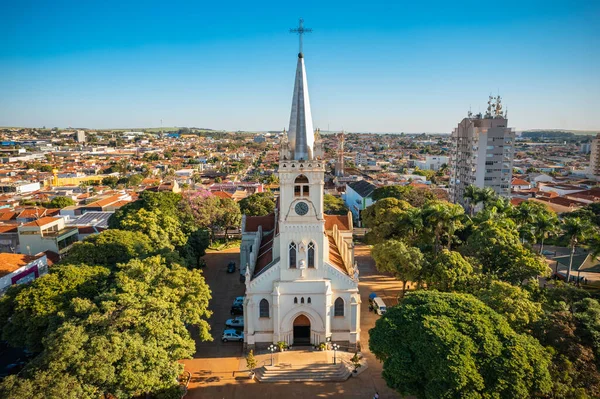 Batatais Paulo ブラジル 2022年6月 バタタイ市中央広場と母教会 — ストック写真