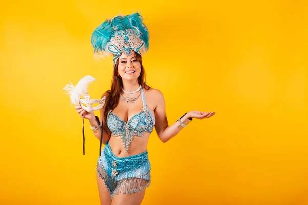 Horizontal Half Body Shot Beautiful Brazilian Woman Carnival Clothes Welcome — Stock Photo, Image