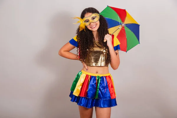Giovane Ragazza Adolescente Brasiliana Con Abiti Frevo Carnevale Con Mano — Foto Stock