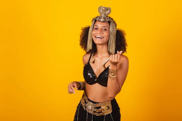 Beautiful Brazilian Black Woman Cleopatra Carnival Clothes Making Heart Fingers — Stock Photo, Image