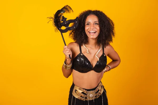 Beautiful Black Brazilian Woman Cleopatra Carnival Clothes Holding Carnival Mask — Stock Photo, Image