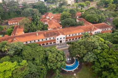 Ribeiro Preto, So Paulo / Brazil - Şubat 2023: Ribeirao Preto 'daki Sao Paulo Üniversitesi' nin havadan görünüşü