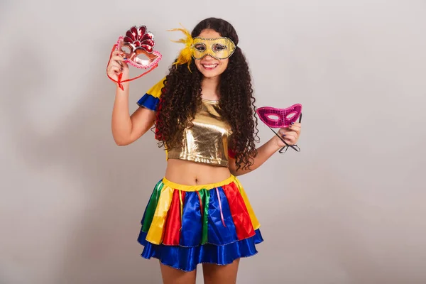 Jovem Adolescente Brasileira Com Roupas Frevo Carnaval Segurando Máscaras Carnaval — Fotografia de Stock