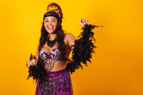 Mujer Brasileña Vestida Carnaval Bailando Festejando —  Fotos de Stock