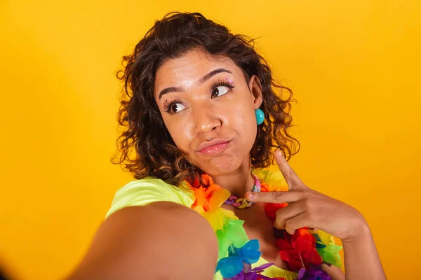 Beautiful Brazilian Afro American Woman Carnival Clothes Taking Selfie Posing — Stock Photo, Image