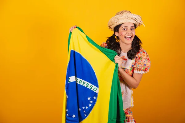 Brazilská Žena Šatech Sváteční Juniny Brazilskou Vlajkou — Stock fotografie