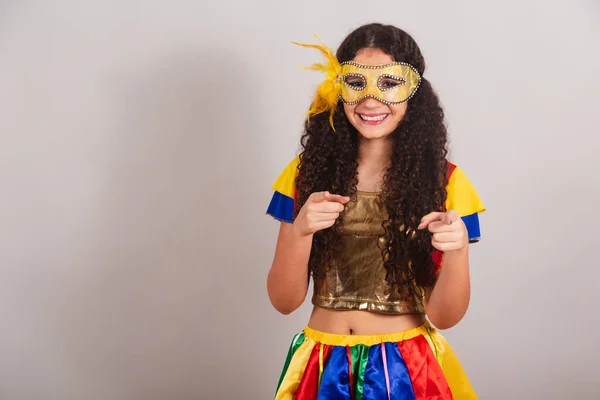 Young Teen Girl Brazilian Frevo Clothes Carnival Mask Pointing Camera — Stock Photo, Image