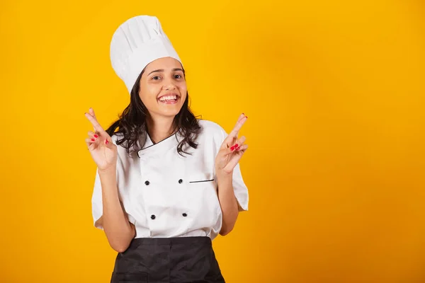 Brazilian Woman Head Chef Cook Lucky Sign Fingers Crossed Wanting — Stock Photo, Image