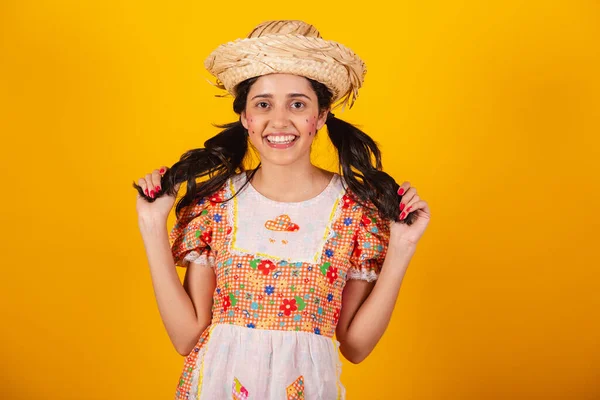 Schöne Brasilianerin Mit Festa Junina Kleidung Mit Haaren Festa Junina — Stockfoto