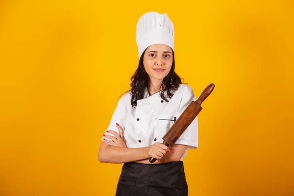 Femme Brésilienne Chef Cuisinier Tenant Rouleau Bois — Photo