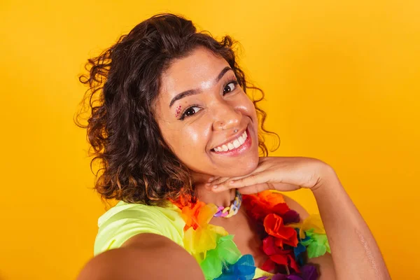 Bella Donna Afro Americana Brasiliana Abiti Carnevale Prendendo Selfie Posa — Foto Stock