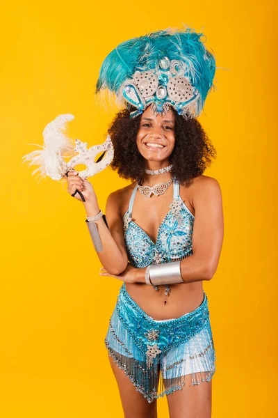 Donna Nera Regina Della Scuola Samba Brasiliana Con Abiti Carnevale — Foto Stock