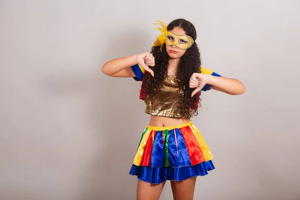 Jovem Adolescente Brasileira Com Roupas Frevo Carnaval Máscara Sinal Desagrado — Fotografia de Stock