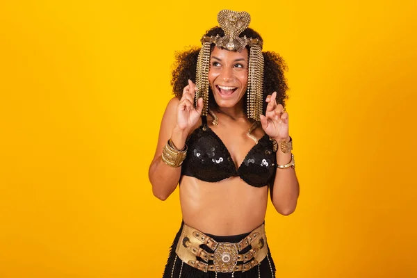Beautiful Black Brazilian Woman Cleopatra Carnival Clothes Cheering Wishing Fingers — Stock Photo, Image