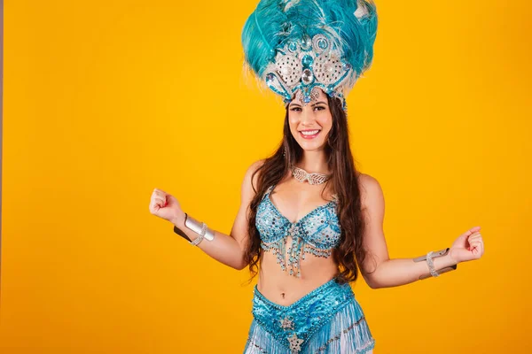 Beautiful Brazilian Woman Queen Clothes Samba School Carnival Wreath Feathers — Stock Photo, Image