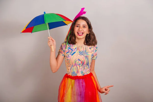 Brasilianisches Kind Mädchen Karnevalskostüm Tanzt Mit Frevo Regenschirm — Stockfoto