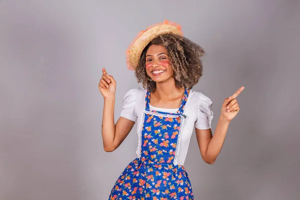 Молодая Бразильская Женщина Кантри Одежде Одетая Фесты Джунины Фестиваль Святого — стоковое фото