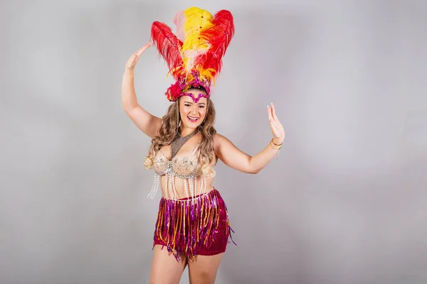 Horizontal Metade Corpo Baleado Bela Mulher Brasileira Roupas Carnaval Dança — Fotografia de Stock