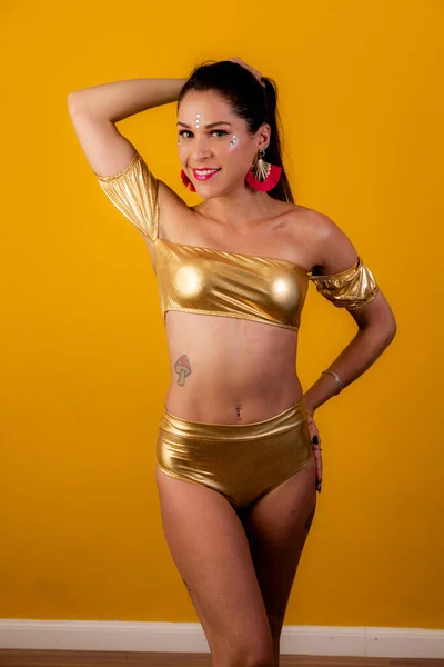 Mulher Bonita Vestida Para Noite Carnaval — Fotografia de Stock