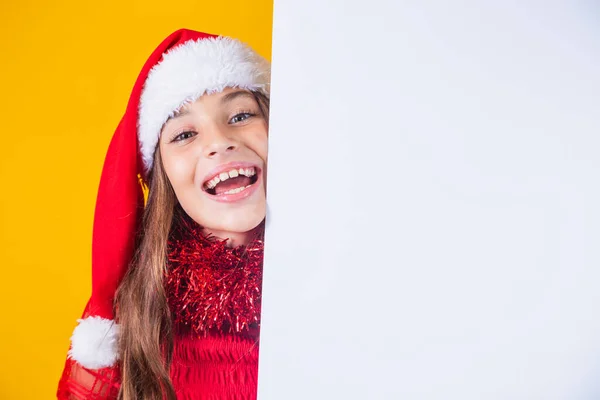 Feliz Niña Navidad Con Cartel Vacío Blanco Lado Con Espacio —  Fotos de Stock