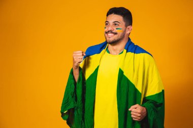 Brezilya futbolu fanatik duyguları: kutlama, heyecan, mutluluk. Brezilya Millî Futbol Takımı destekçisi.