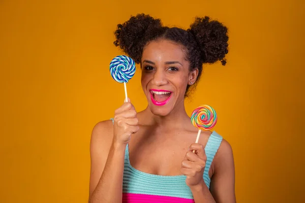 Young Pretty Afro Woman Candies — Stock Photo, Image