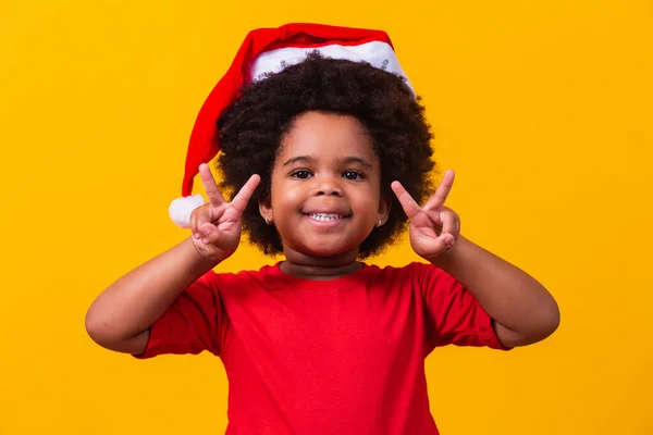 Malá Afro Dívka Dítě Kloboukem Santa Claus — Stock fotografie