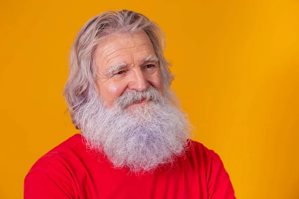 Closeup Elderly Caucasian Bearded Man Yellow Background — Stock Photo, Image