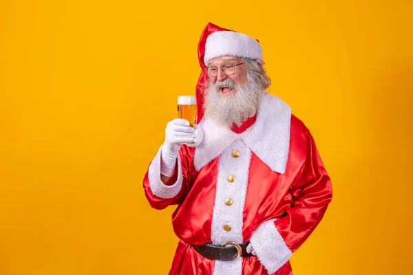 Moş Crăciun Bea Pahar Bere Timp Odihnă Băutură Alcoolică Sărbători — Fotografie, imagine de stoc