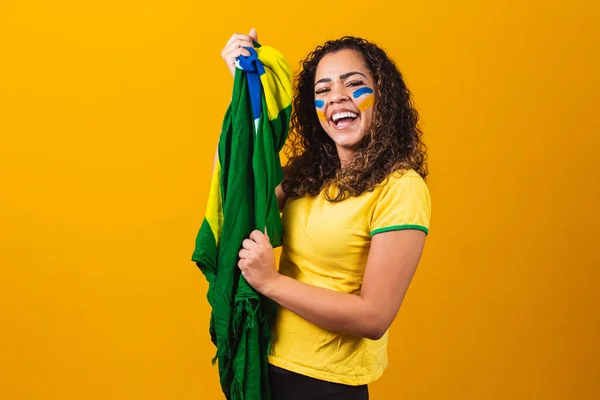 Βραζιλιάνος Ανεμιστήρας Πρόσωπό Της Βαμμένο Μπλε Και Κίτρινο Για — Φωτογραφία Αρχείου