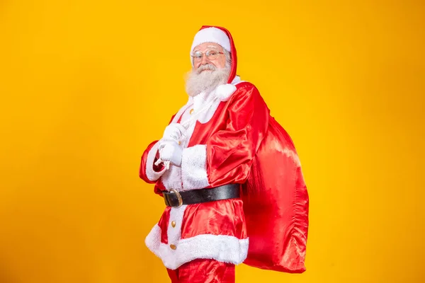 Real Santa Claus Red Background Wearing Glasses Gloves Hat Looking — Stock Photo, Image