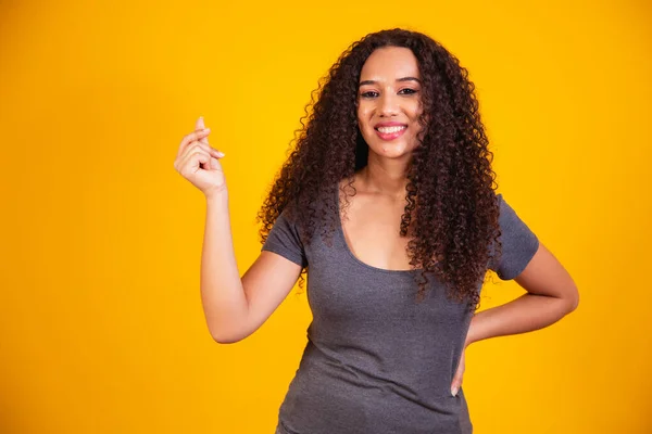 Afro Woman Snapping Her Fingers — Stock Photo, Image