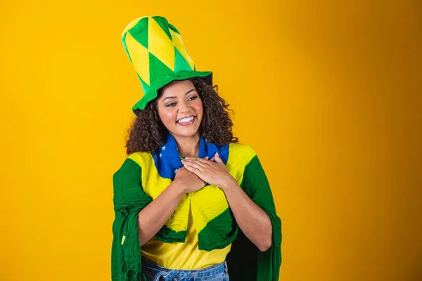Afro Woman Hand Heart Sign Gratitude Patriot September Independence Brazil — Stock Photo, Image