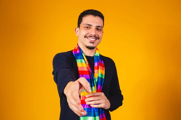 Homoaffectieve Jongen Met Lgbt Vlag Zijn Nek Steekt Zijn Hand — Stockfoto