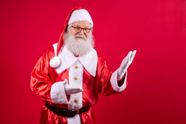 Papai Noel Apontando Lado Publicidade Promoção Natal Ano Novo Anúncio — Fotografia de Stock