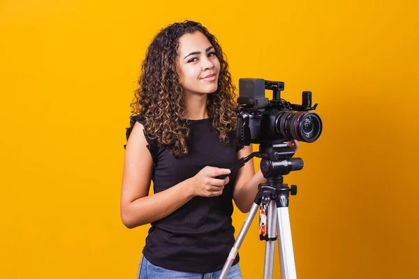 Νεαρή Κοπέλα Κινηματογραφική Κάμερα Σκηνοθέτης — Φωτογραφία Αρχείου
