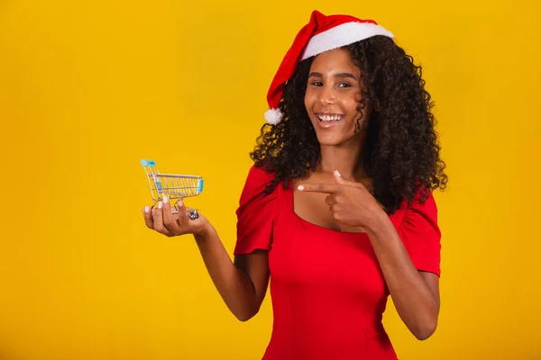 Kvinna Tomte Hatt Gör Jul Shopping Hon Visar Minivagn — Stockfoto