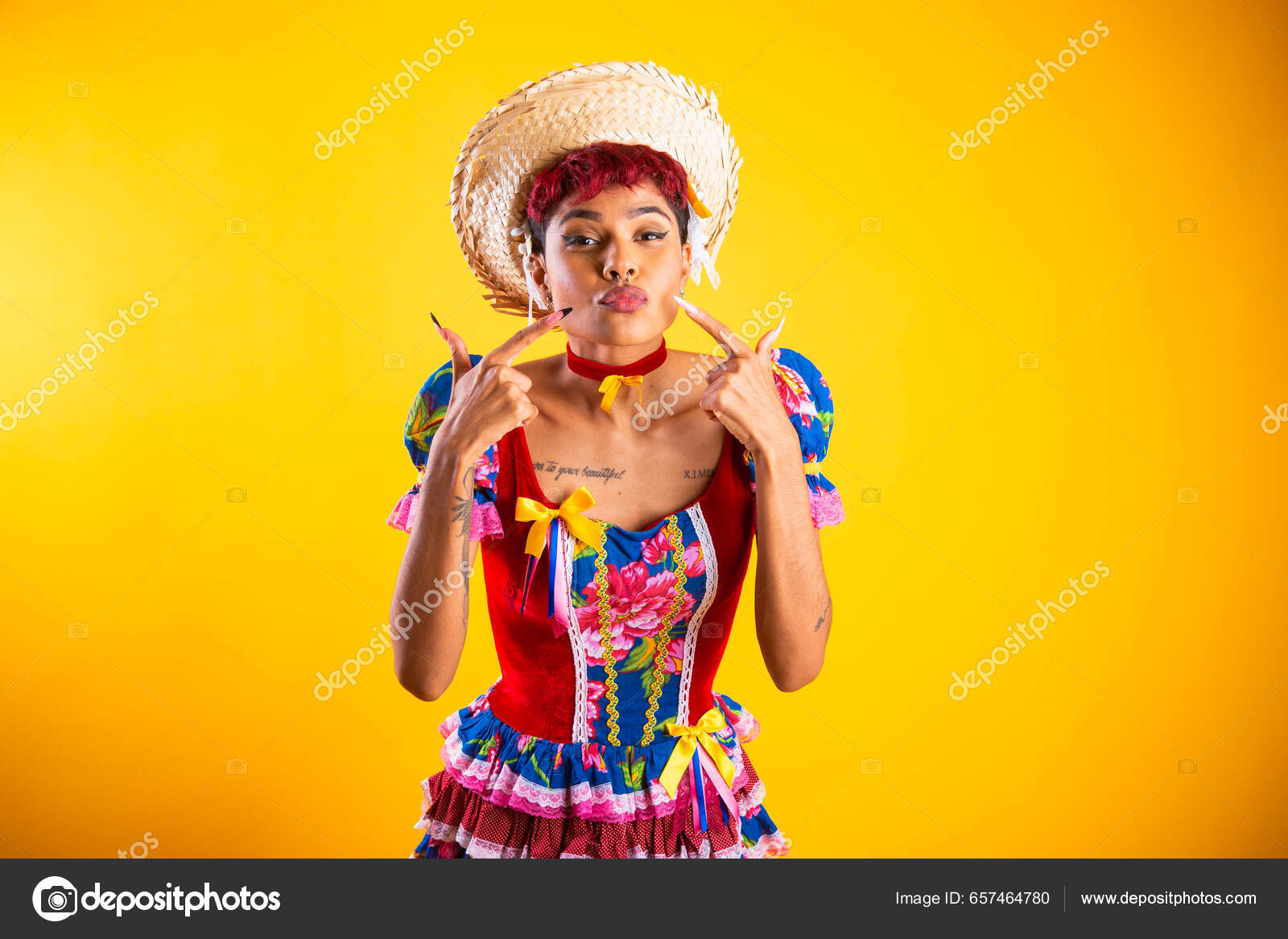 Brazilian Woman Festa Junina Clothes Arraial Feast Saint John Kiss