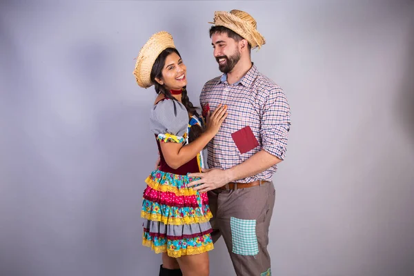 Βραζιλιάνικο Ζευγάρι Ρούχα Από Την Festa Junina Κλητεύσεις Φέστες Φίλος — Φωτογραφία Αρχείου