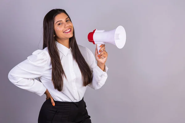 Brazilian Woman Holding Megaphone Announcing Promotion Advertising Product Discount — Stock Photo, Image
