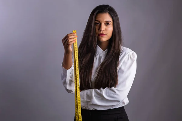 Brazilian Woman Nutritionist Holding Measuring Tape Horizontal Photo — Stock Photo, Image